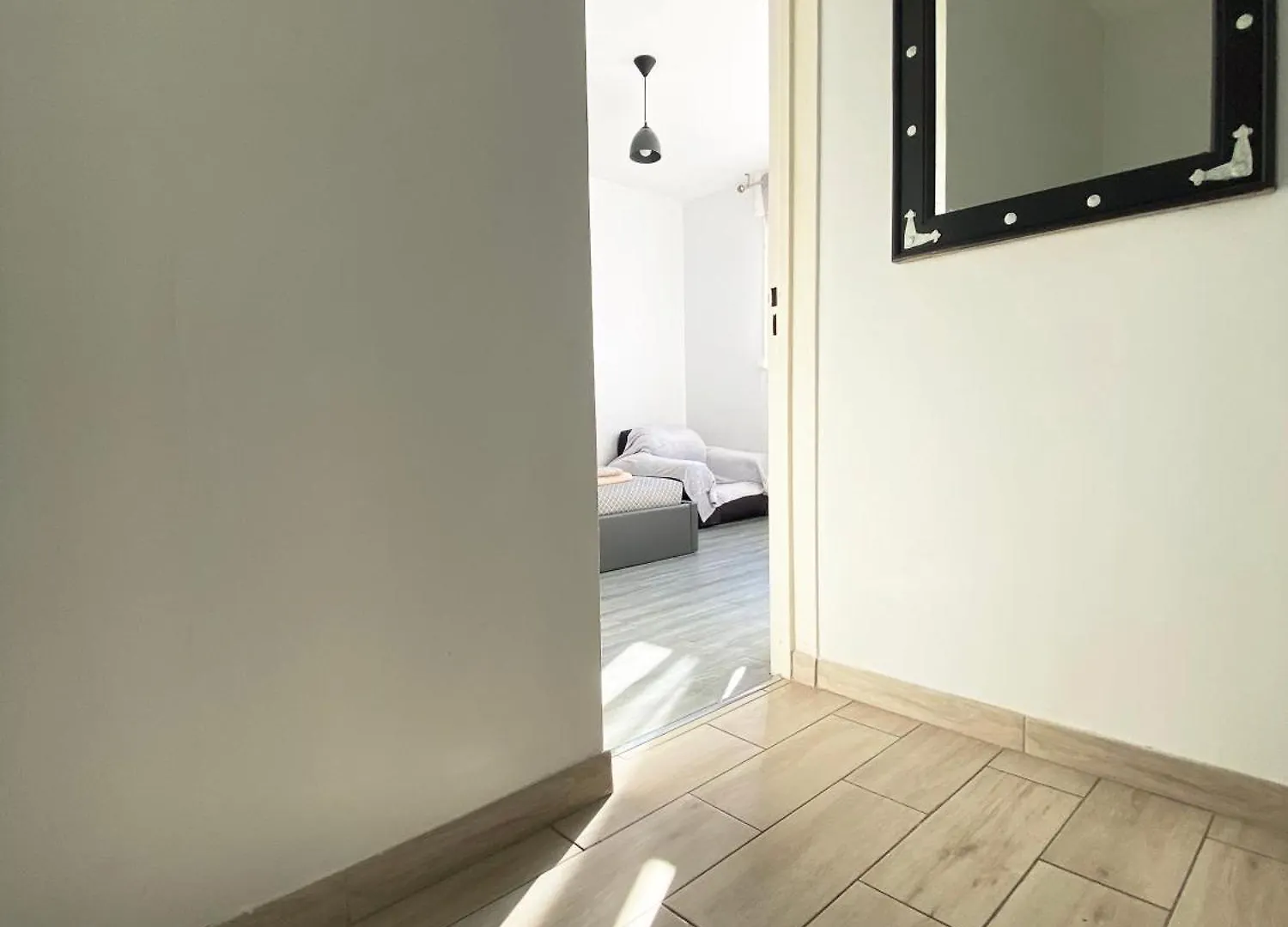 Bel Appartement 2 Pieces - 10Min De La Mer Nice Lägenhet