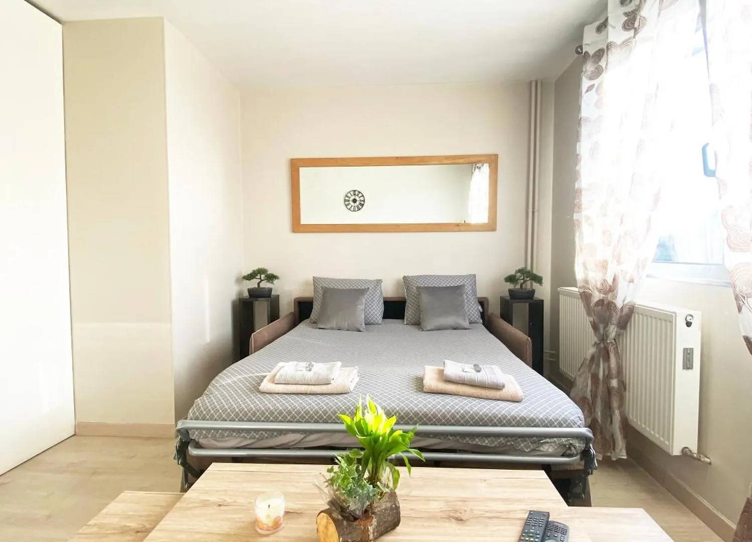 アパート Bel Appartement 2 Pieces - 10Min De La Mer ニース