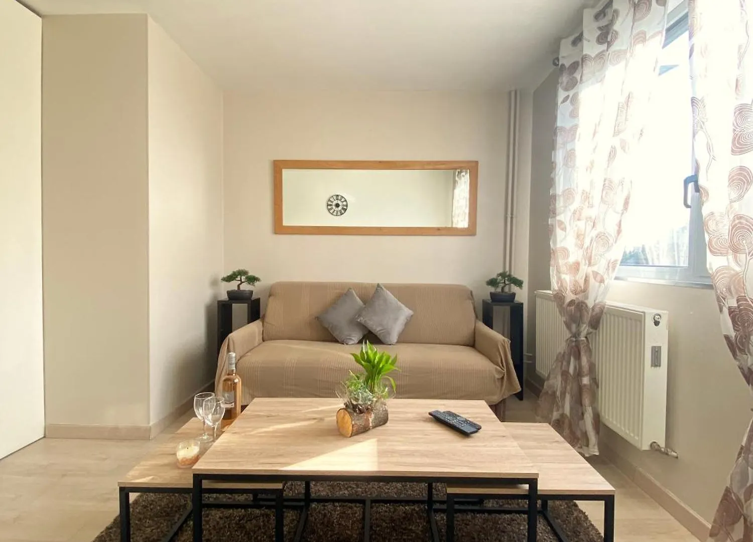 Bel Appartement 2 Pieces - 10Min De La Mer ニース アパート